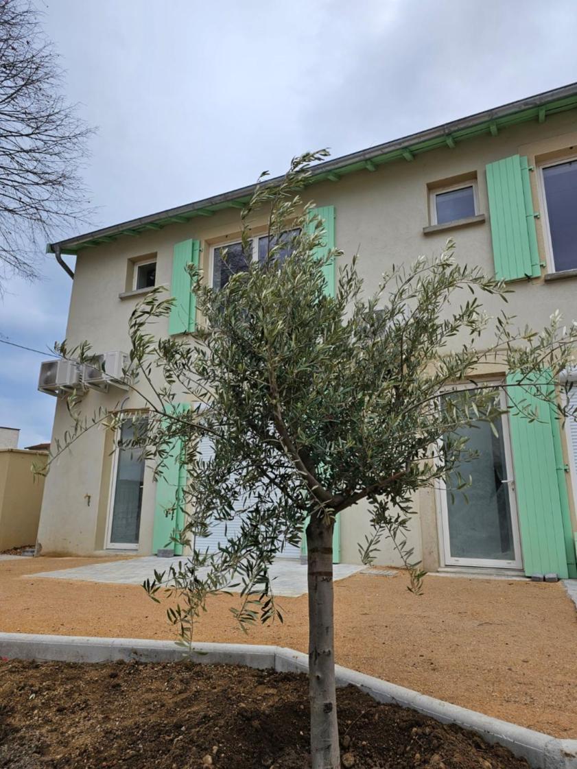 Le Loft De Genas - La Bastide, Le Chalet, Le Loft, Le Mas, La Paillote Exterior photo
